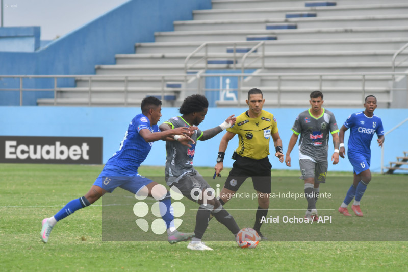 FBL-LIGAPRO-MANTA-CATOLICA