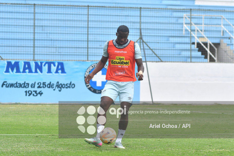 FBL-LIGAPRO-MANTA-CATOLICA