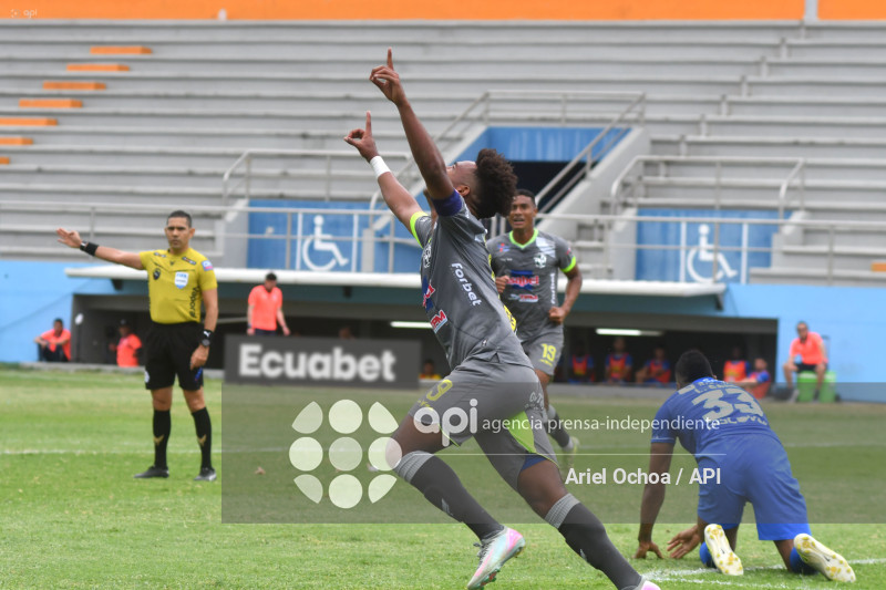 FBL-LIGAPRO-MANTA-CATOLICA