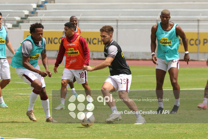 FBL-LIGAPRO-ECUABET-VINO TINTO-MUSHUC RUNA