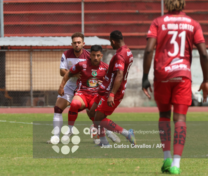 FBL-LIGAPRO-ECUABET-VINO TINTO-MUSHUC RUNA