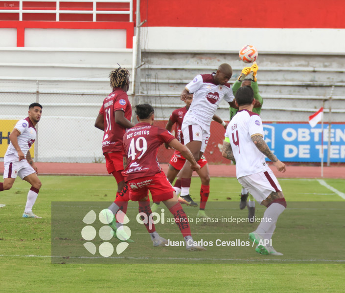 FBL-LIGAPRO-ECUABET-VINO TINTO-MUSHUC RUNA