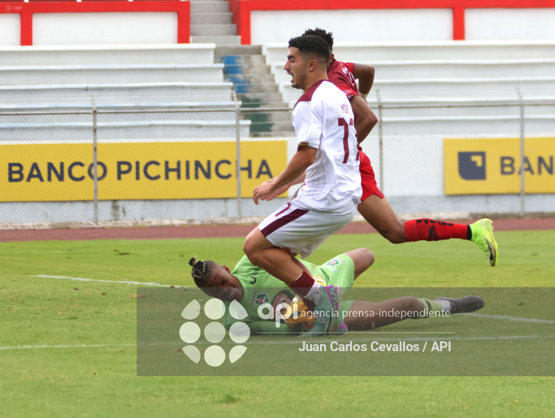 FBL-LIGAPRO-ECUABET-VINO TINTO-MUSHUC RUNA
