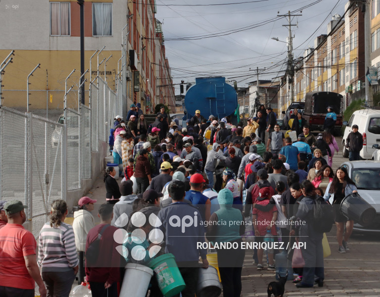INCIDENTES POR AGUA SECTOR EL TROJE