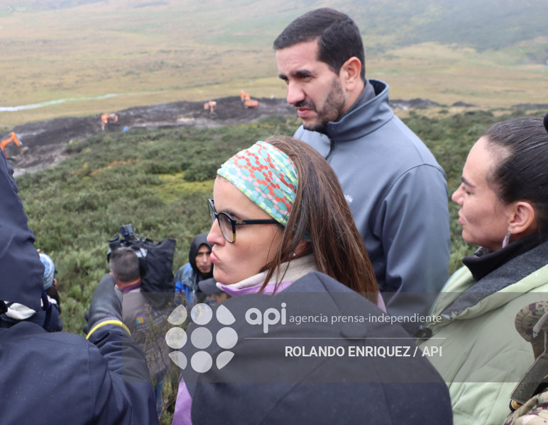 VICEPRESIDENTA RECORRE SECTOR DE LA MICA