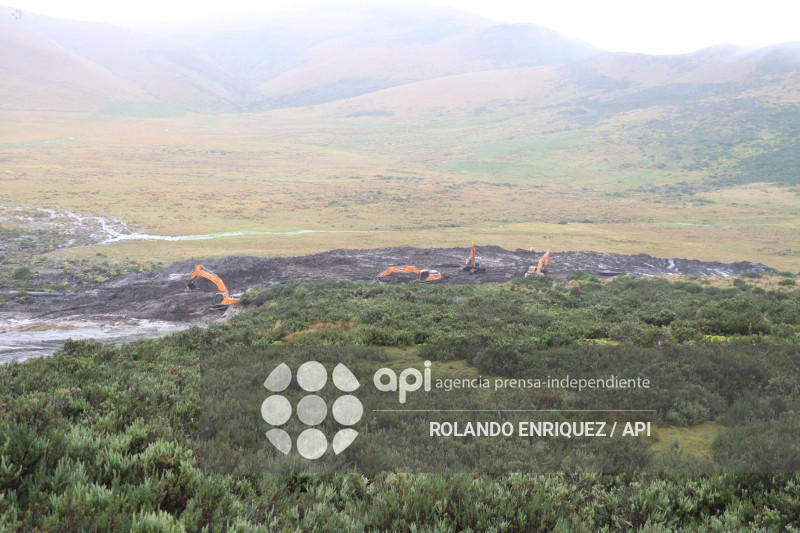 VICEPRESIDENTA RECORRE SECTOR DE LA MICA