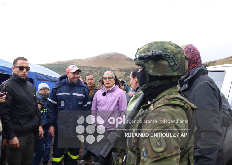 VICEPRESIDENTA RECORRE SECTOR DE LA MICA