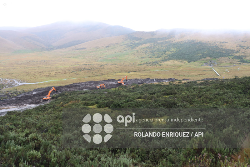 VICEPRESIDENTA RECORRE SECTOR DE LA MICA