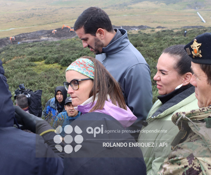 VICEPRESIDENTA RECORRE SECTOR DE LA MICA