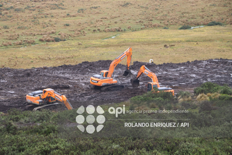 VICEPRESIDENTA RECORRE SECTOR DE LA MICA