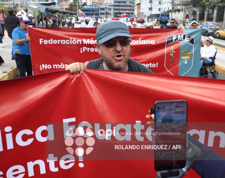 TRABAJADORES DE LA SALUD ACCION DE INCONSTITUCIONALIDAD