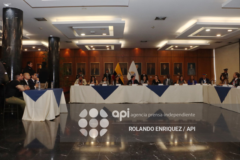 SALCEDO EN COMISION DE FISCALIZACION