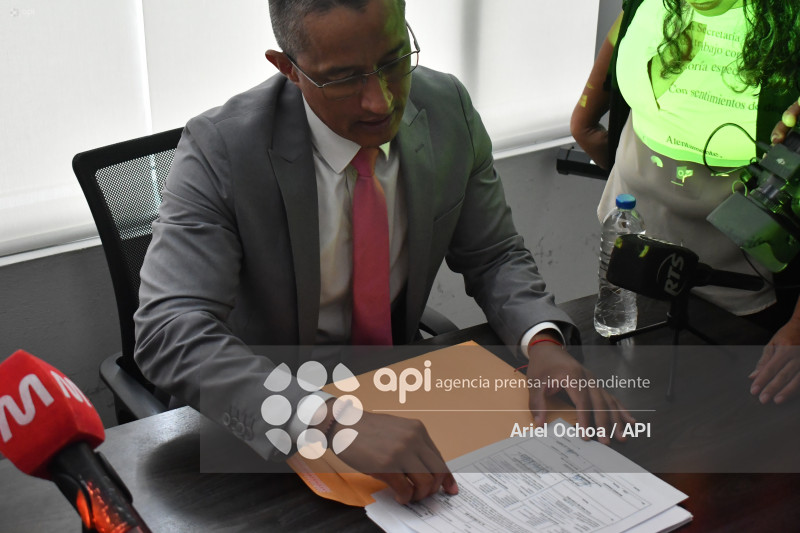 MANTA-REGISTO-PROPIEDAD