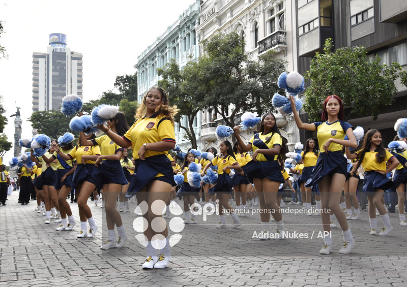 GYE-DESFILE ALEGORICO