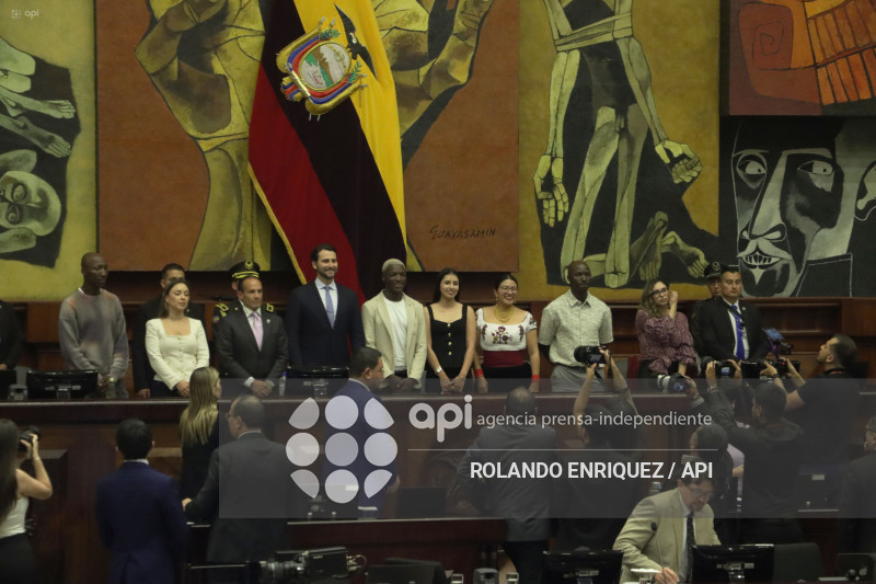 CONDECORACION NINO MOI ASAMBLEA