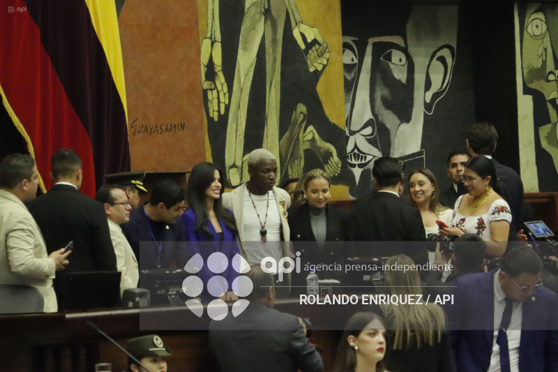 CONDECORACION NINO MOI ASAMBLEA