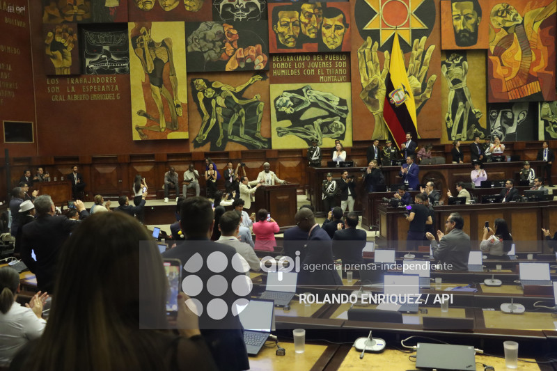 CONDECORACION NINO MOI ASAMBLEA