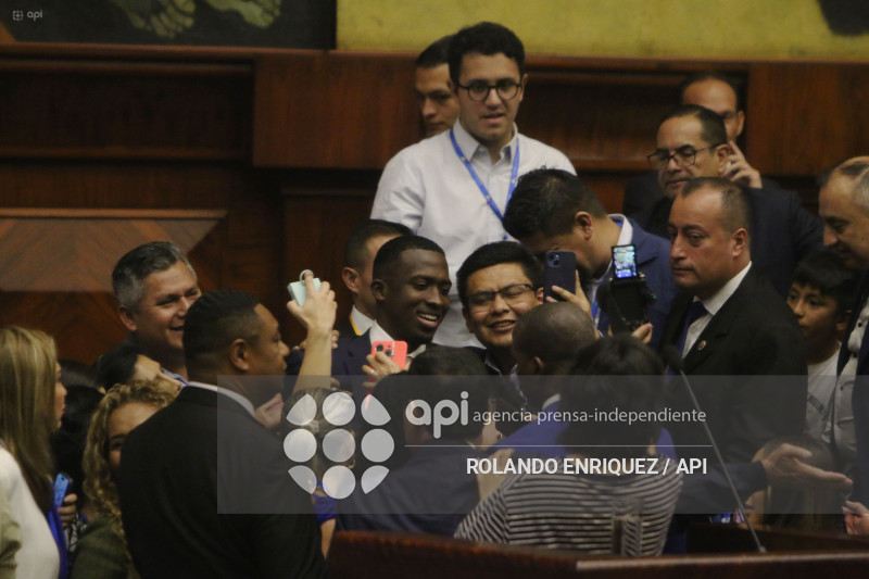 CONDECORACION ASAMBLEA WILLIAM PACHO