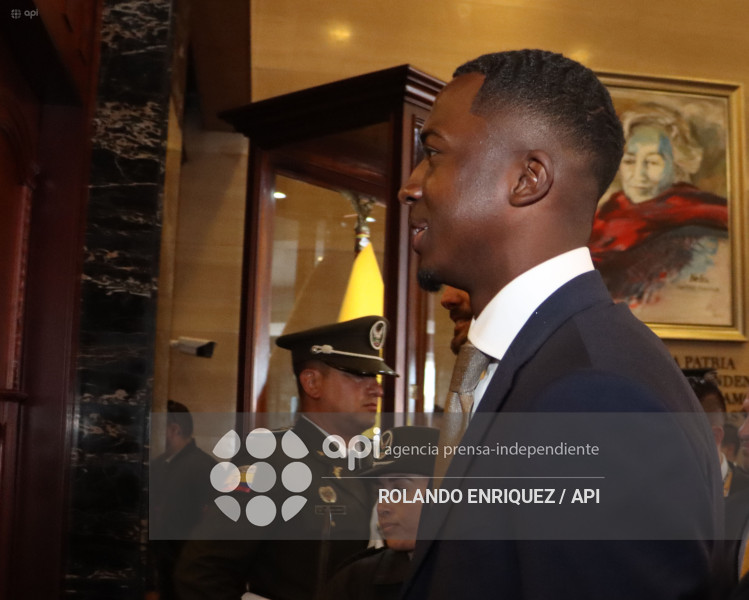 CONDECORACION ASAMBLEA WILLIAM PACHO