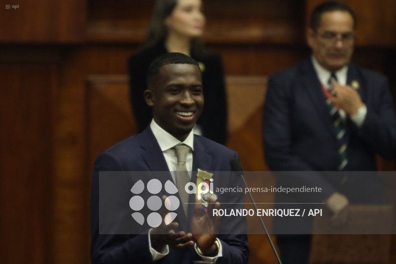 CONDECORACION ASAMBLEA WILLIAM PACHO