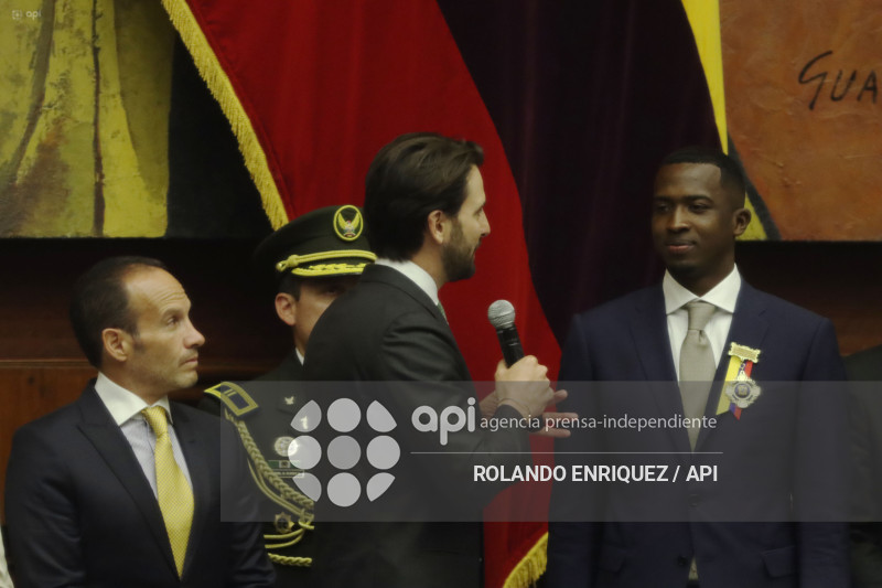 CONDECORACION ASAMBLEA WILLIAM PACHO