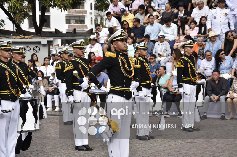 DESFILE NAVAL