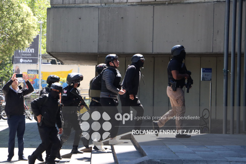 SALCEDO ACUDE A FISCALIA GENERAL