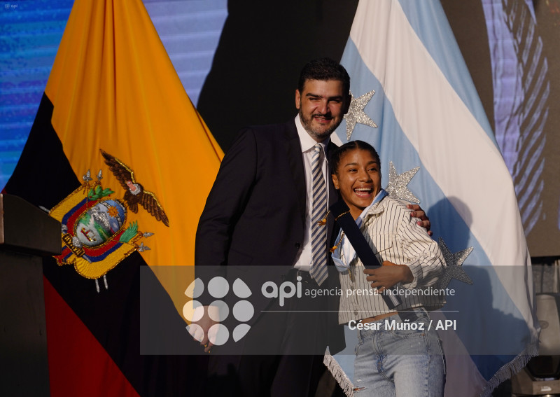 GYE-SESION SOLEMNE MUNICIPIO