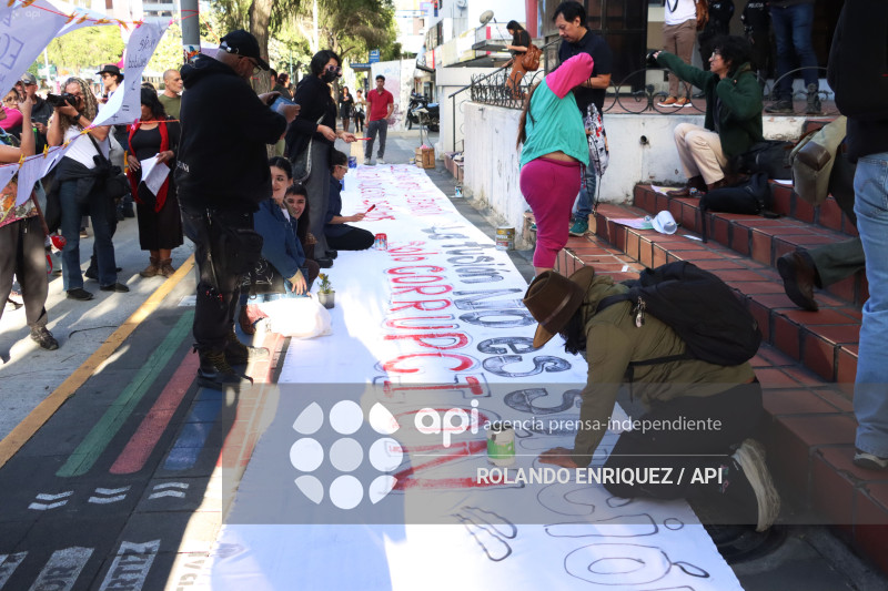 PROTESTA FUSION MINISTERIO CULTURA