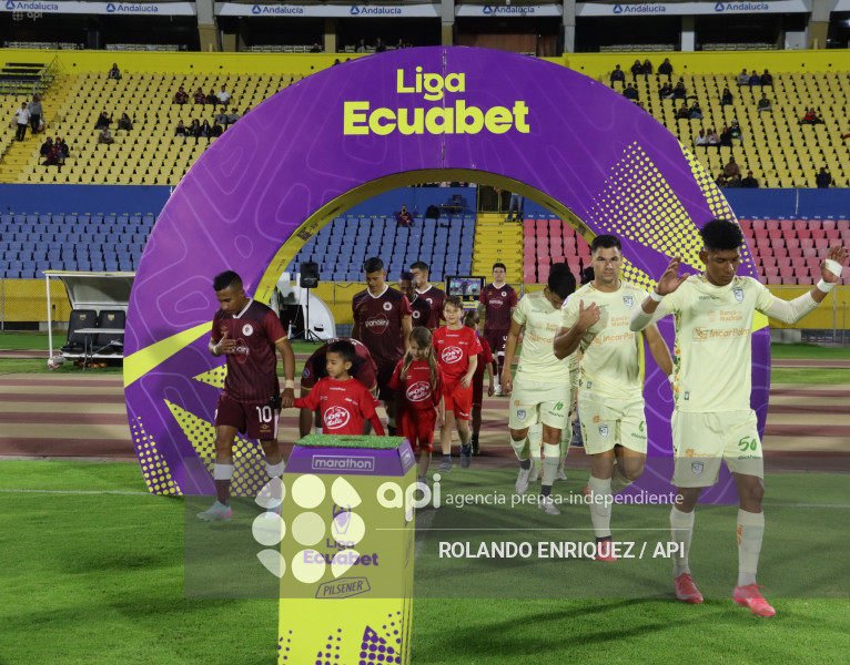 FBL LIGAECUABET VINO TINTO VS ORENSE