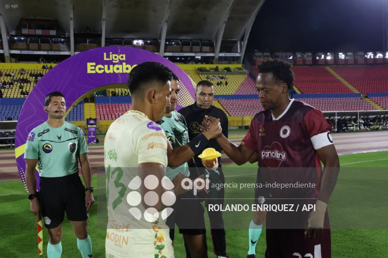 FBL LIGAECUABET VINO TINTO VS ORENSE