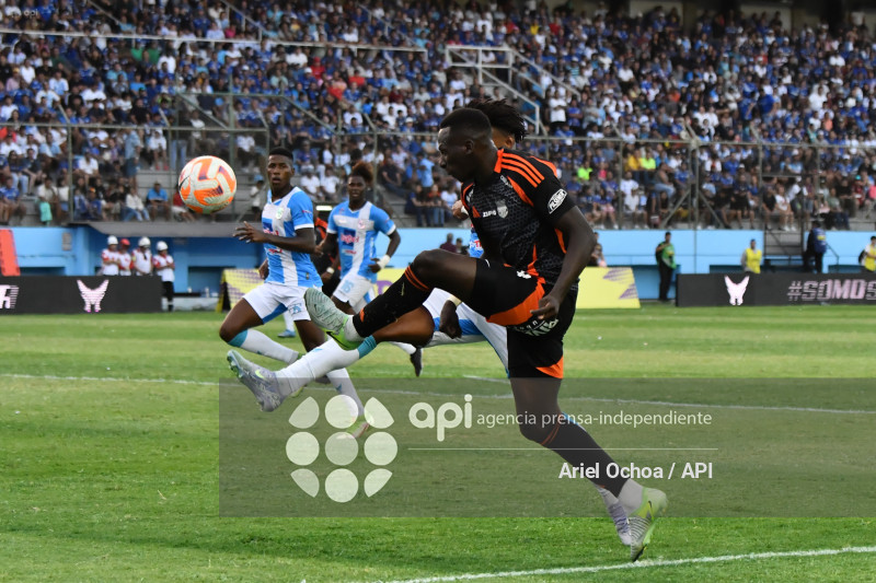 FBL-LIGAPRO-MANTA-EMELEC