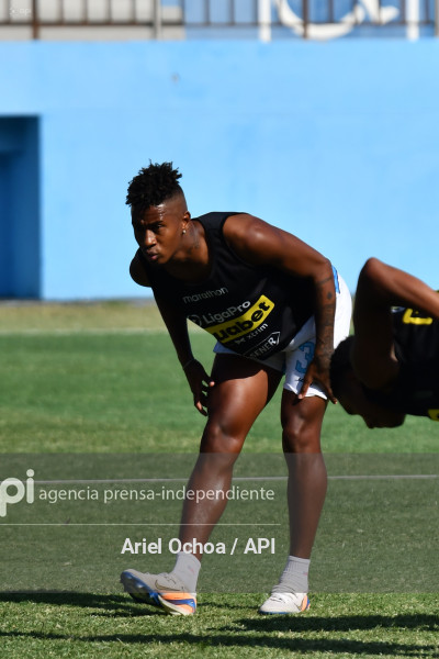 FBL-LIGAPRO-MANTA-EMELEC