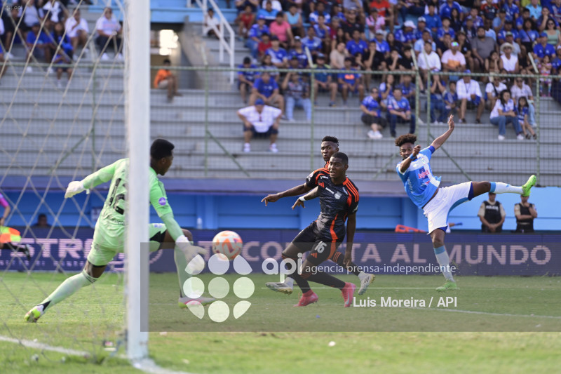 FBL-LIGAPRO-MANTA-EMELEC