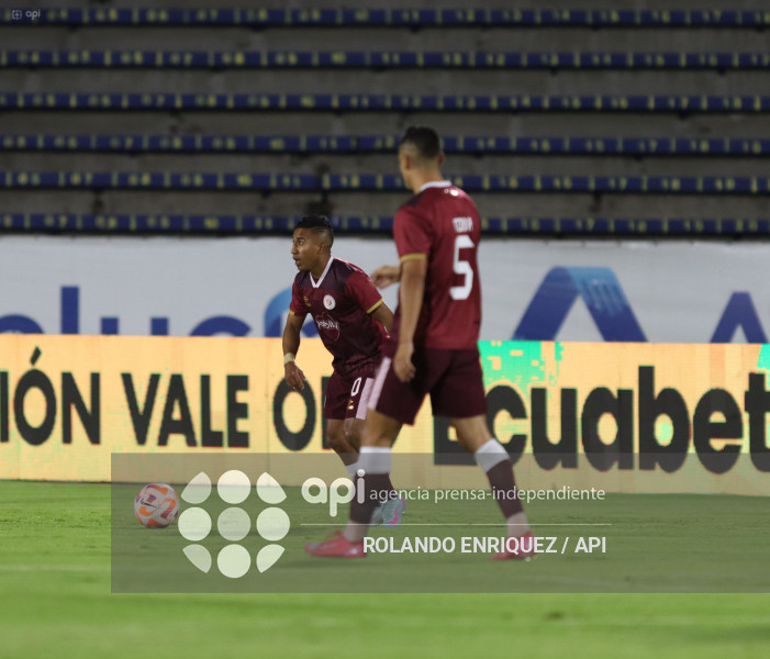 FBL LIGAECUABET VINO TINTO VS ORENSE