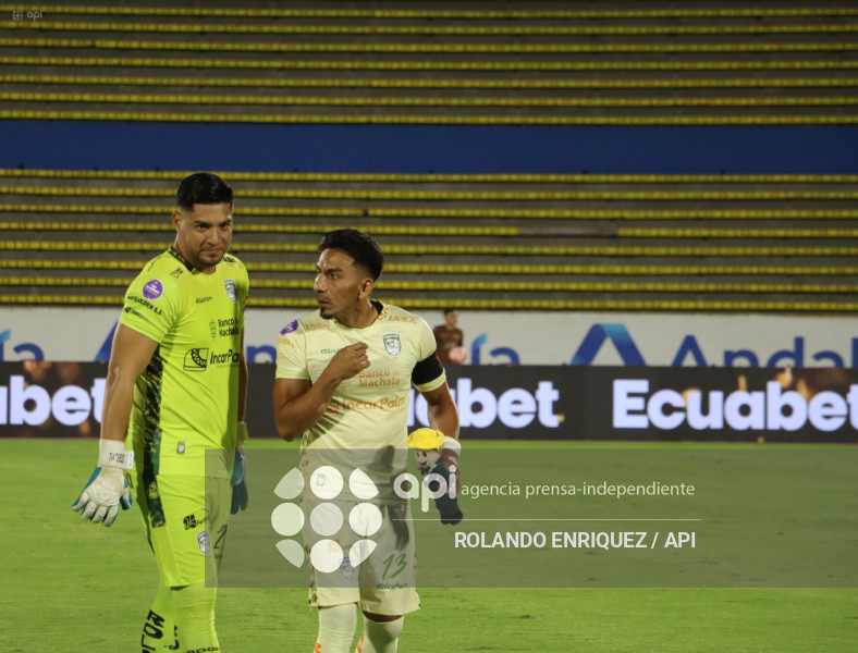 FBL LIGAECUABET VINO TINTO VS ORENSE