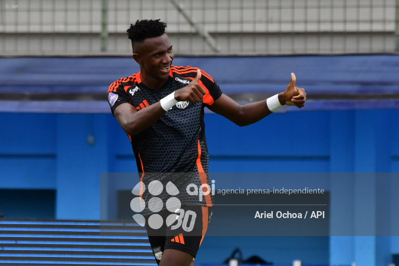 FBL-LIGAPRO-MANTA-EMELEC