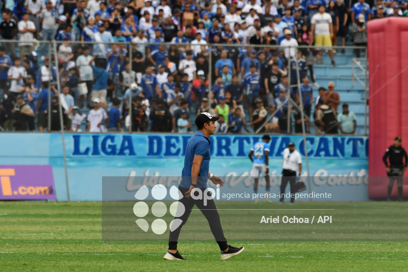 FBL-LIGAPRO-MANTA-EMELEC