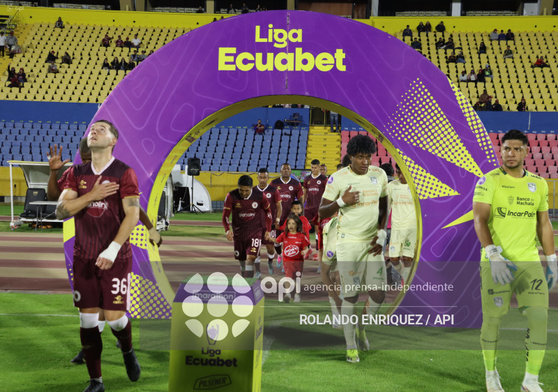 FBL LIGAECUABET VINO TINTO VS ORENSE