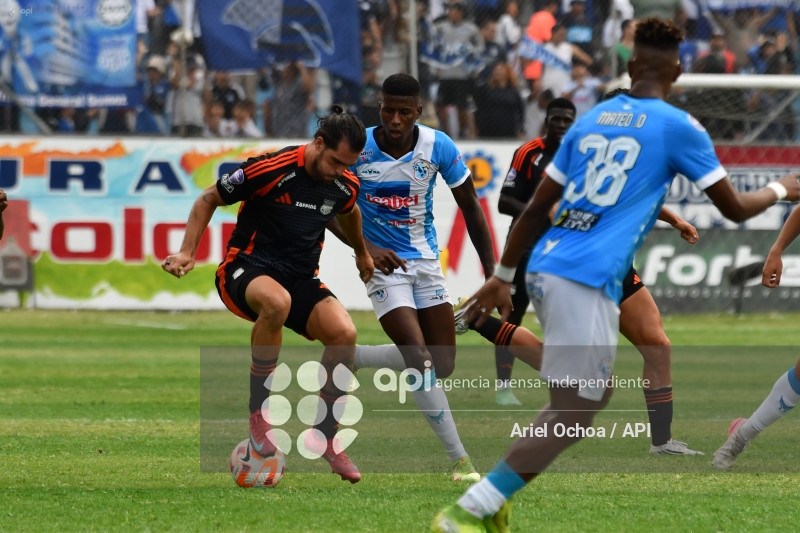 FBL-LIGAPRO-MANTA-EMELEC