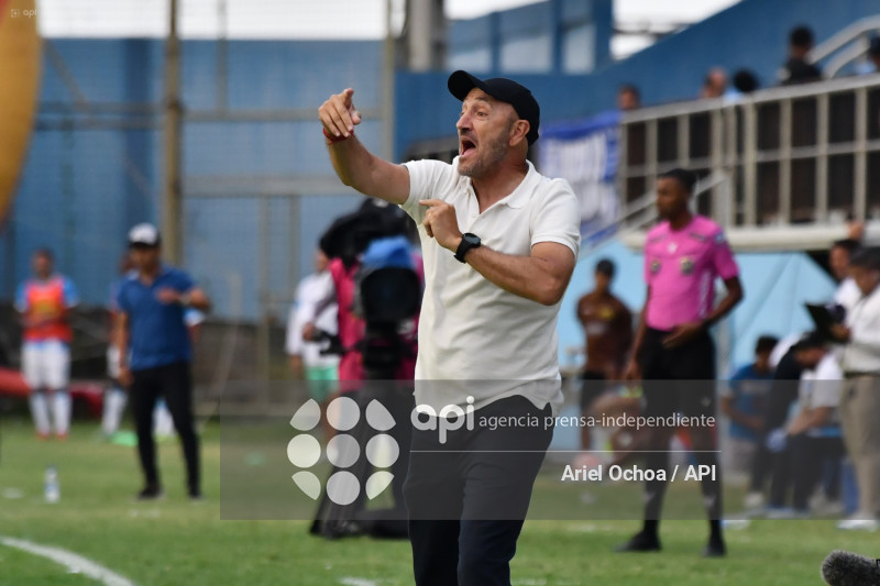 FBL-LIGAPRO-MANTA-EMELEC