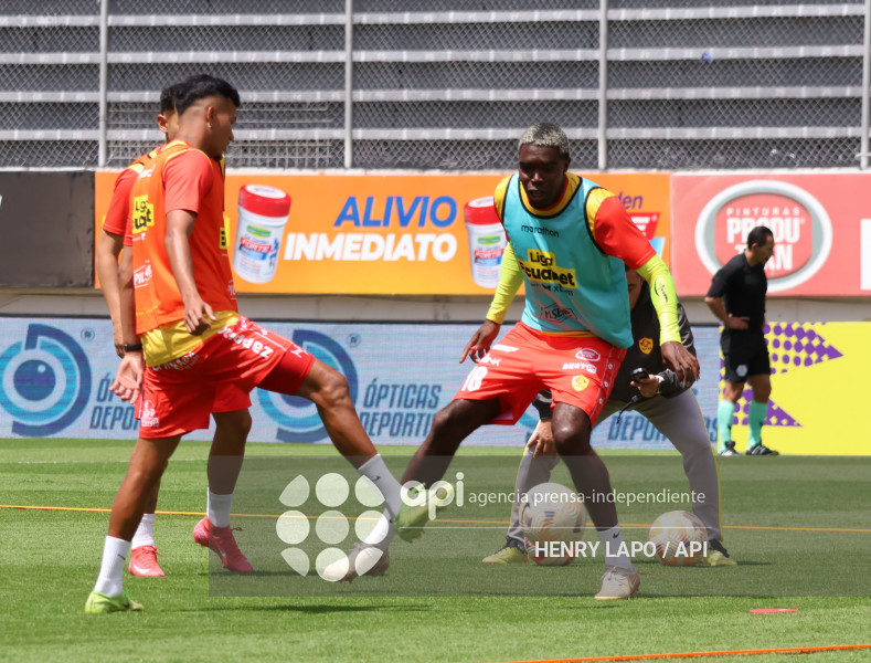 FBL LIGAECUABET AUCAS VS DELFIN