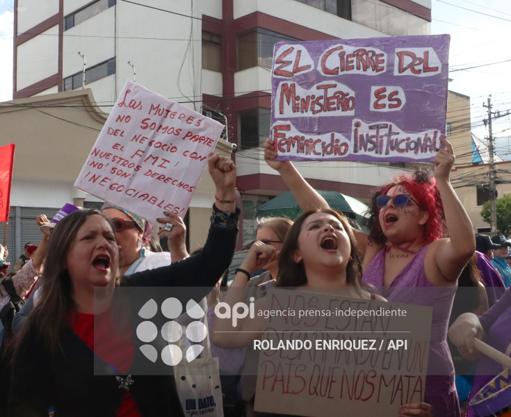 PROTESTA MIN MUJER