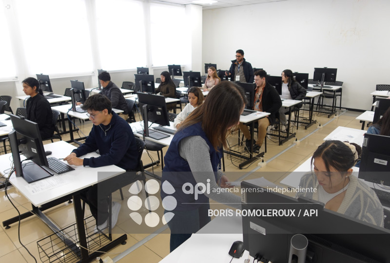 CUENCA-EXAMEN ADMISION-U CUENCA