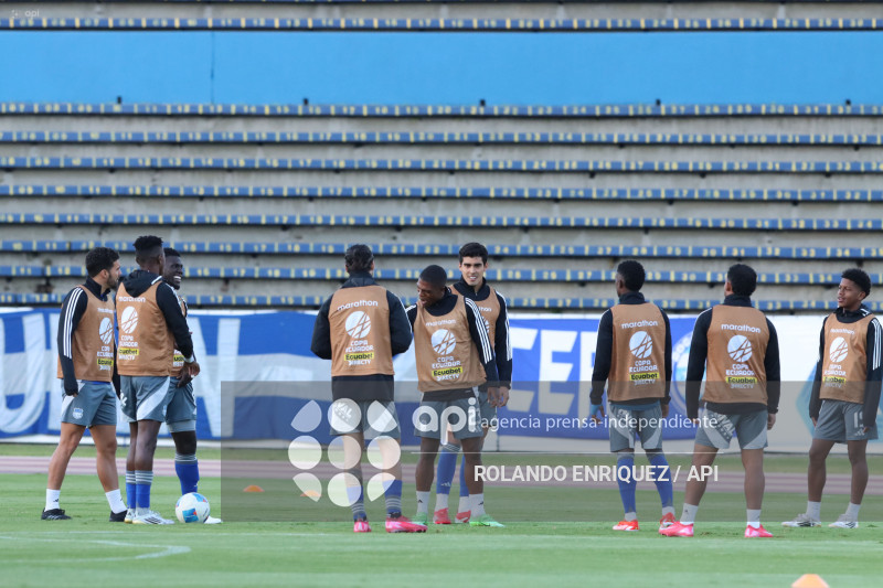 FBL COPA ECUADOR MIGUEL ITURRALDE VS EMELEC