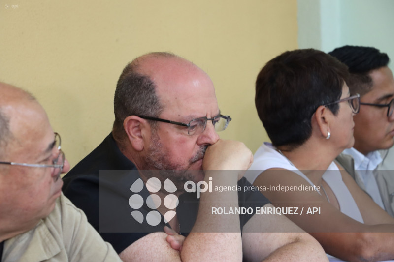 FEDERACION DE MEDICOS CRISIS SALUD