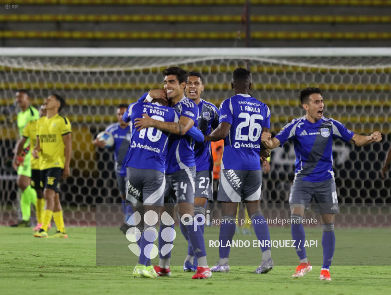 FBL COPA ECUADOR MIGUEL ITURRALDE VS EMELEC
