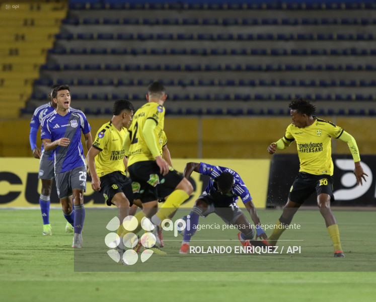 FBL COPA ECUADOR MIGUEL ITURRALDE VS EMELEC