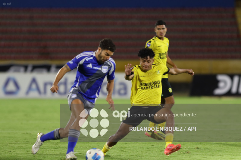 FBL COPA ECUADOR MIGUEL ITURRALDE VS EMELEC