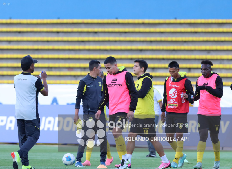 FBL COPA ECUADOR MIGUEL ITURRALDE VS EMELEC